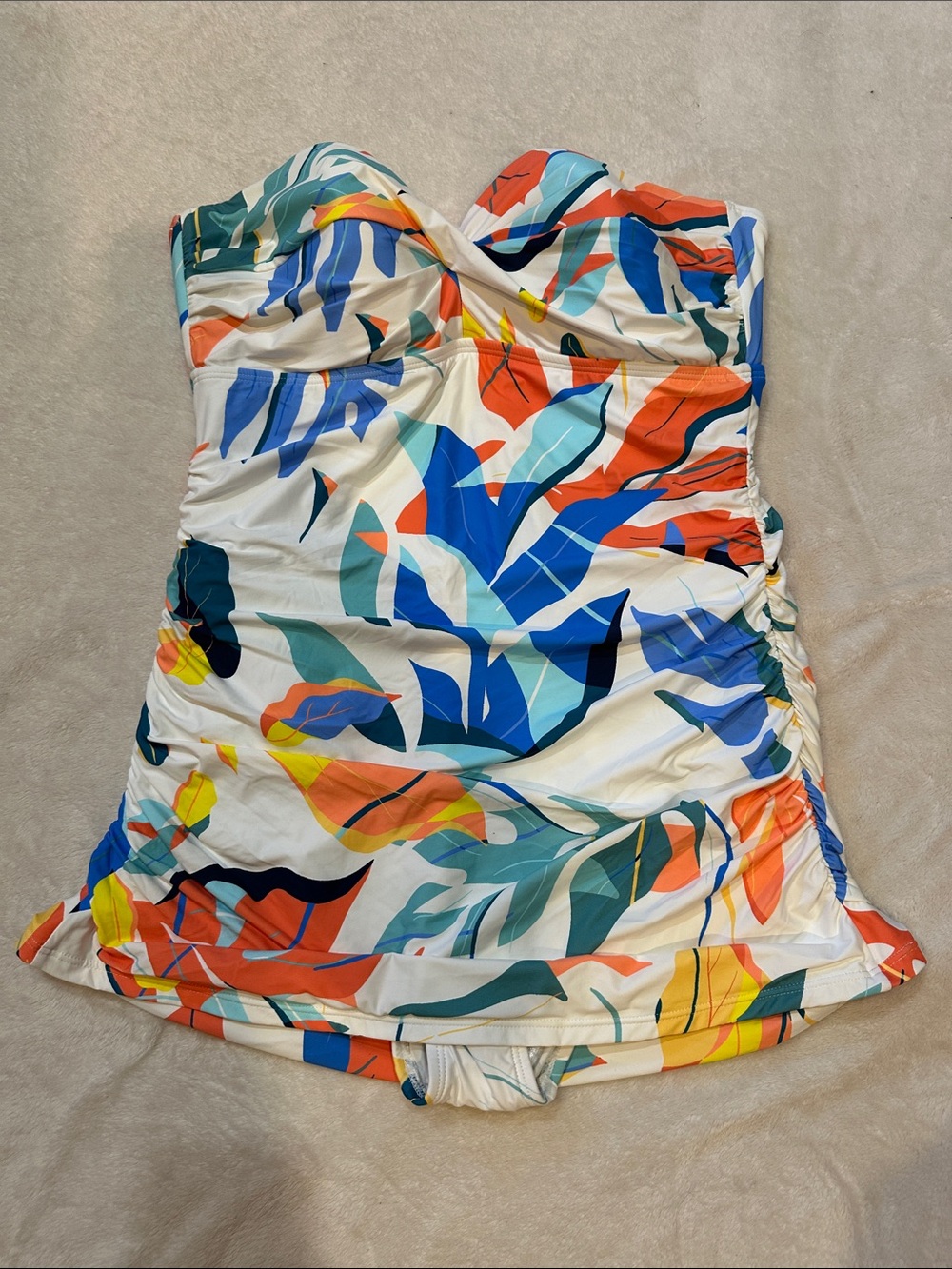 NEW Jantzen Bold Beach Floral Ruched Skirted Swimsuit 14 Bathing Suit
